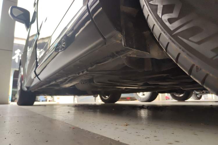 Used Honda Odyssey 2017 2.4L Smart Edition Left Side Sill