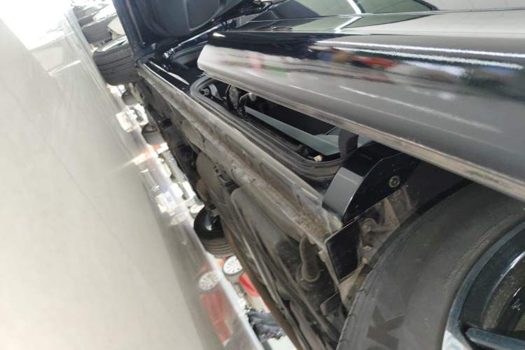 Used Honda Odyssey 2017 2.4L Supreme Edition Left Side Sill
