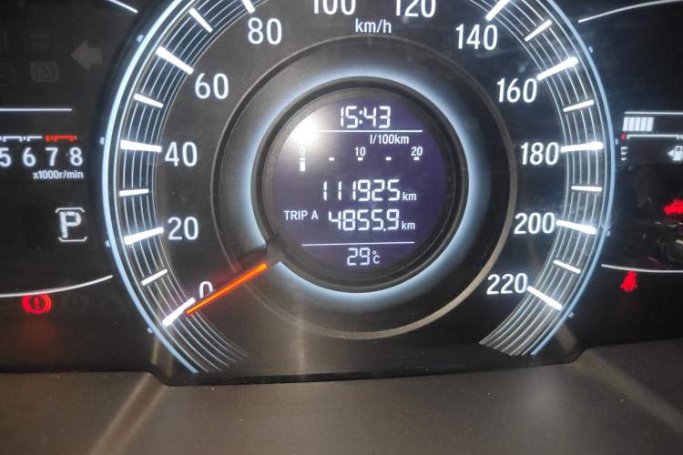 Used Honda Odyssey 2017 2.4L Smart Edition Odometer Close Up