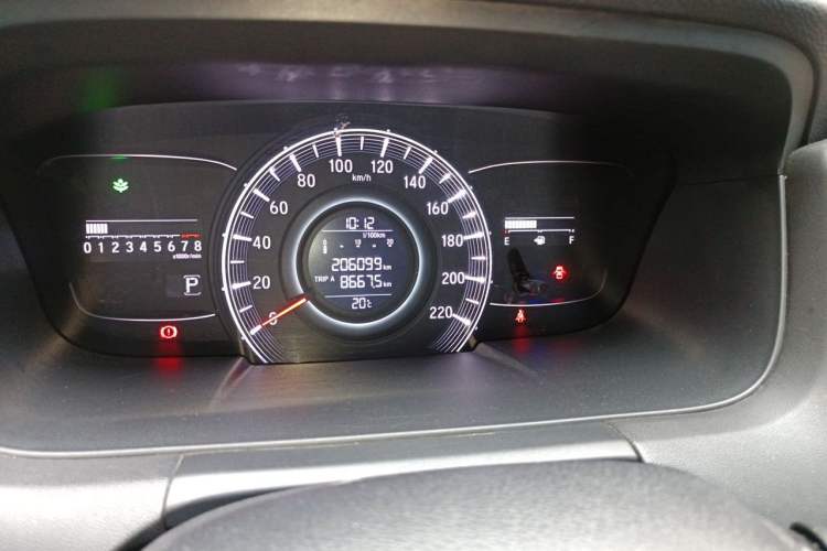 Used Honda Odyssey 2017 2.4L Smart Edition Odometer Close Up