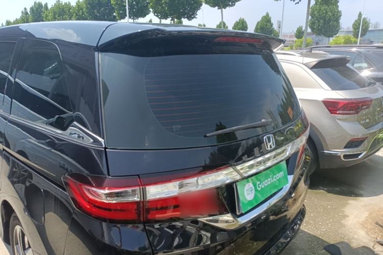 Used Honda Odyssey 2017 2.4L Luxury Edition Rear