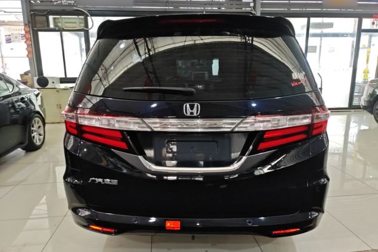 Used Honda Odyssey 2017 2.4L Luxury Edition Rear