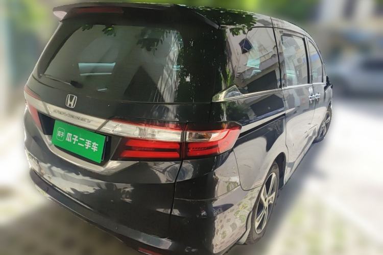 Used Honda Odyssey 2017 2.4L Luxury Edition Rear Right 45 Deg