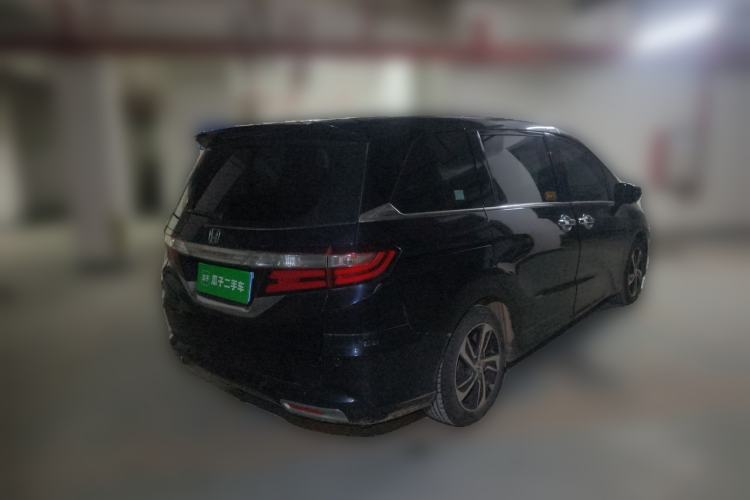 Used Honda Odyssey 2017 2.4L Luxury Edition Rear Right 45 Deg
