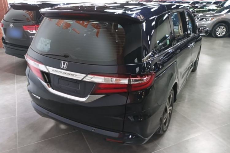 Used Honda Odyssey 2017 2.4L Luxury Edition Rear Right 45 Deg