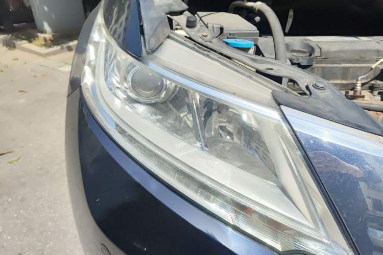 Used Honda Odyssey 2017 2.4L Luxury Edition Right Front Headlight
