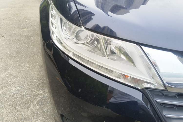 Used Honda Odyssey 2017 2.4L Luxury Edition Right Front Headlight
