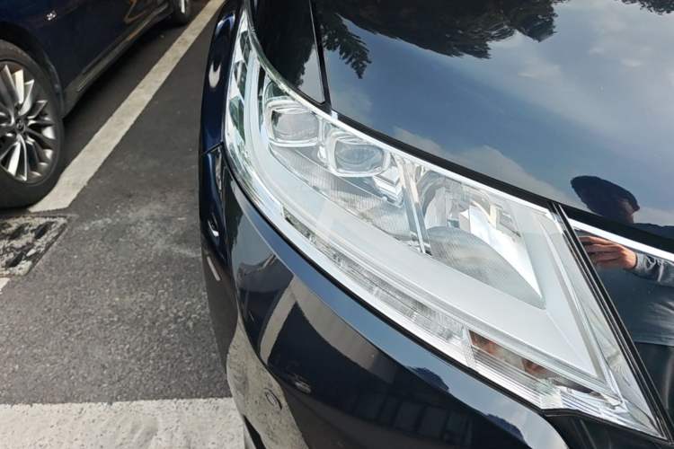 Used Honda Odyssey 2017 2.4L Smart Edition Right Front Headlight