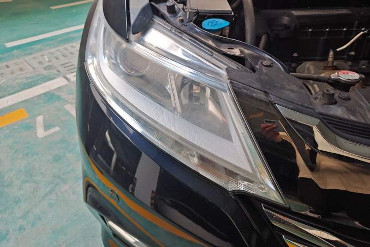 Used Honda Odyssey 2017 2.4L Luxury Edition Right Front Headlight