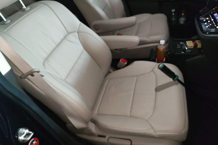 Used Honda Odyssey 2017 2.4L Luxury Edition Right Front Seat