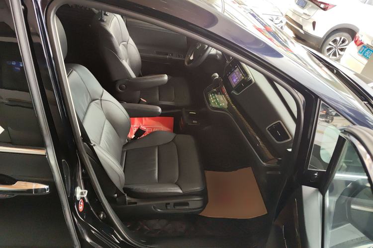 Used Honda Odyssey 2017 2.4L Smart Edition Right Front Seat