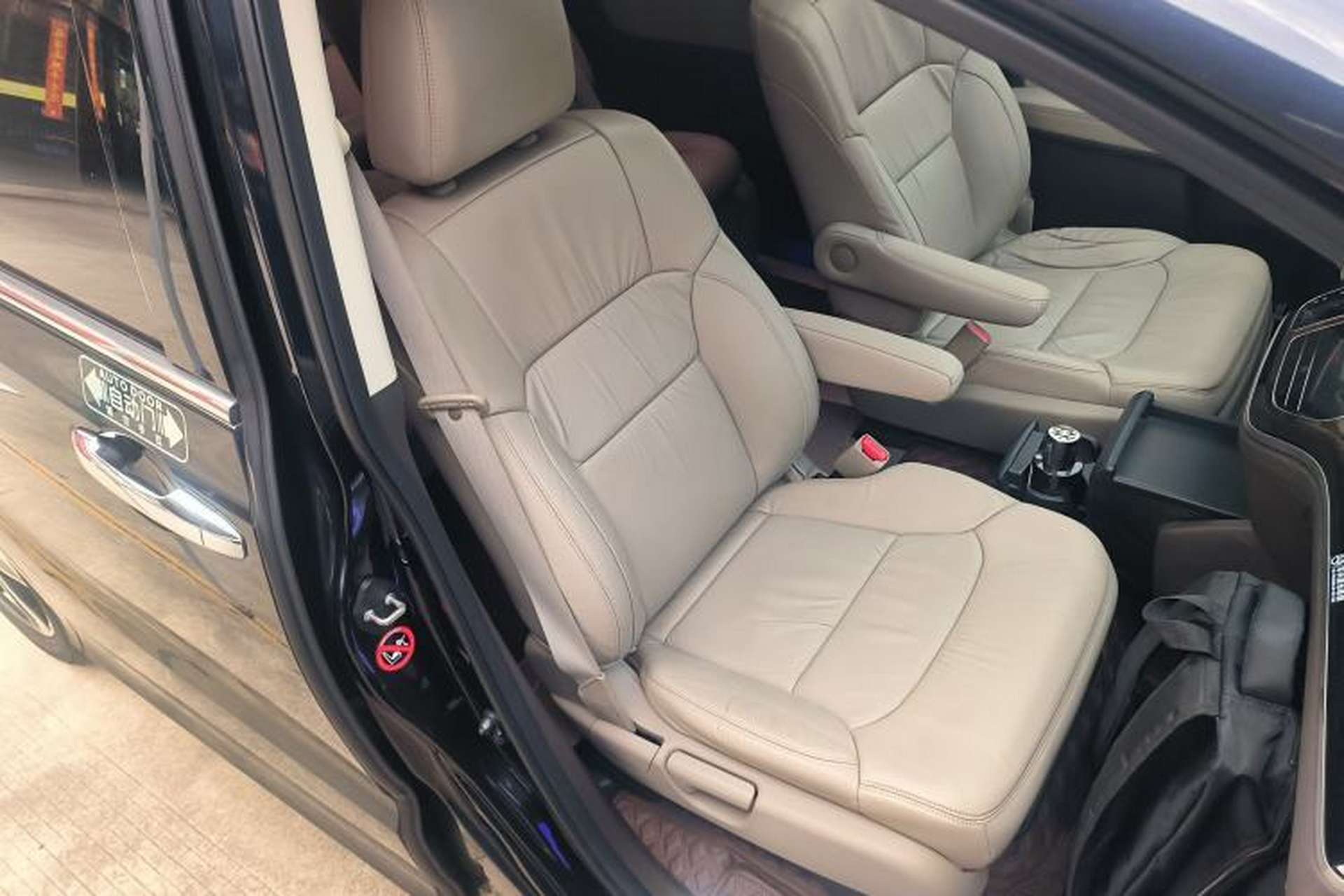 Used Honda Odyssey 2017 2.4L Luxury Edition Right Front Seat