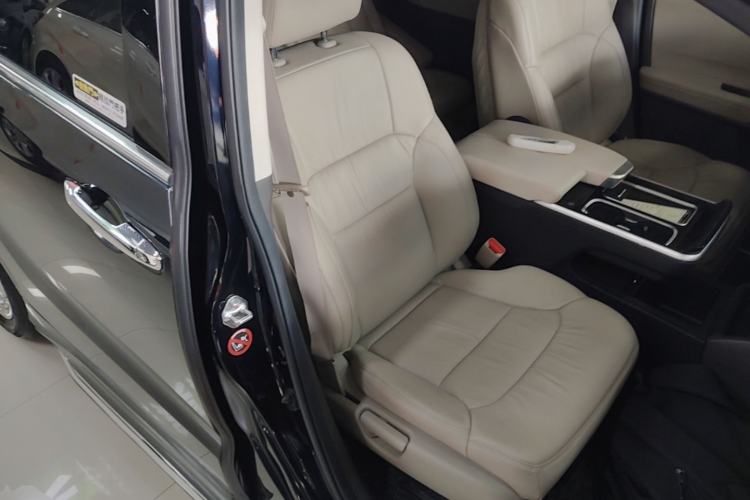 Used Honda Odyssey 2017 2.4L Luxury Edition Right Front Seat