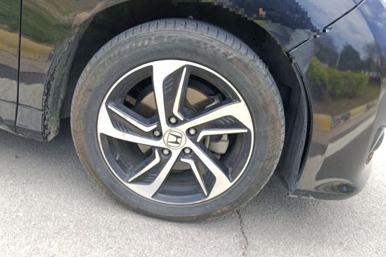 Used Honda Odyssey 2017 2.4L Smart Edition Right Front Wheel Hub