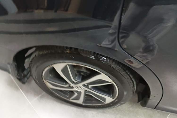 Used Honda Odyssey 2017 2.4L Luxury Edition Right Rear Wheel Hub