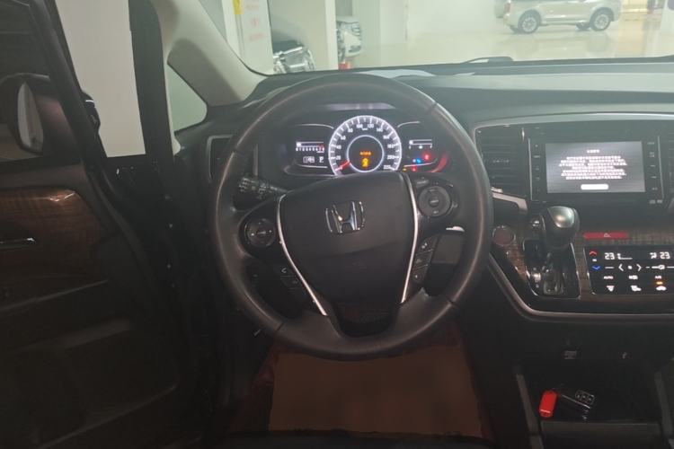Used Honda Odyssey 2017 2.4L Supreme Edition Steering Wheel