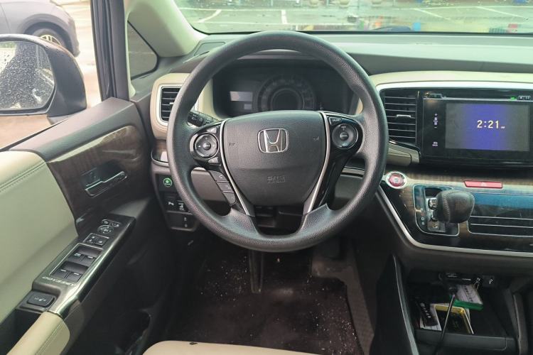 Used Honda Odyssey 2017 2.4L Luxury Edition Steering Wheel