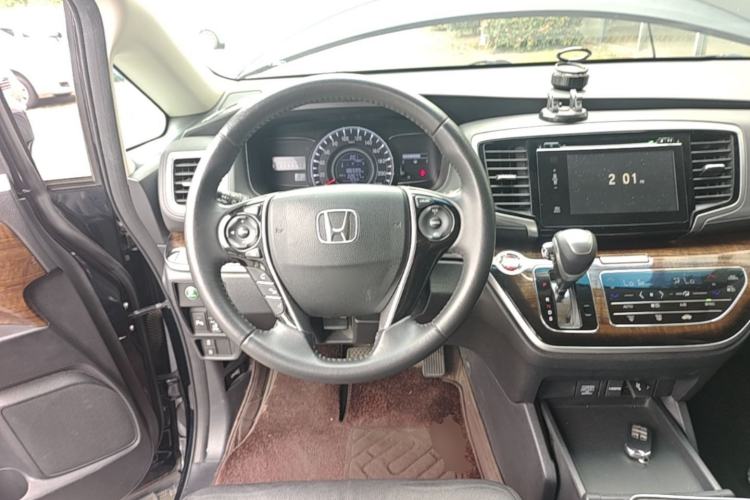Used Honda Odyssey 2017 2.4L Smart Edition Steering Wheel