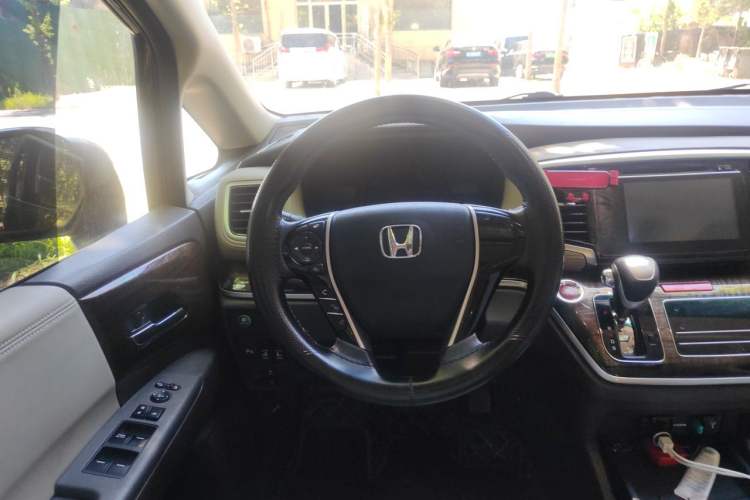 Used Honda Odyssey 2017 2.4L Luxury Edition Steering Wheel