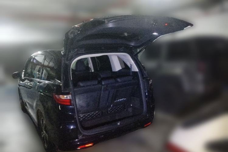 Used Honda Odyssey 2017 2.4L Supreme Edition Trunk