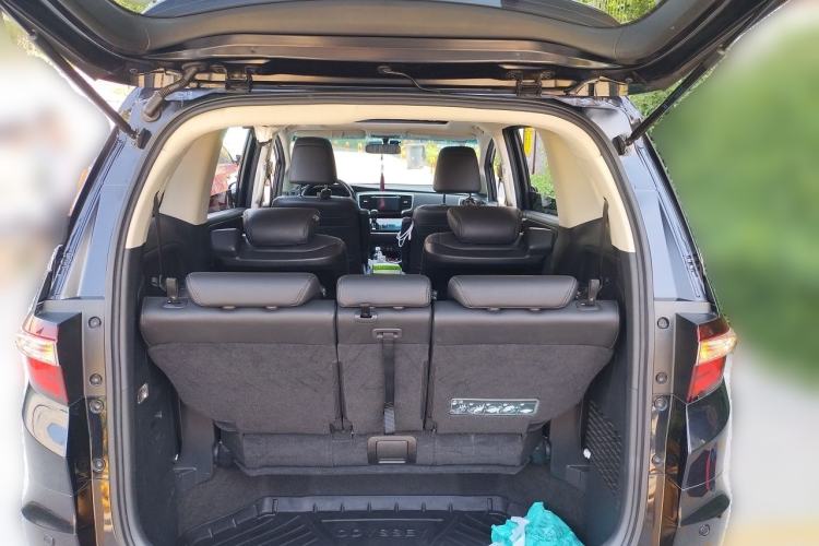 Used Honda Odyssey 2017 2.4L Smart Edition Trunk