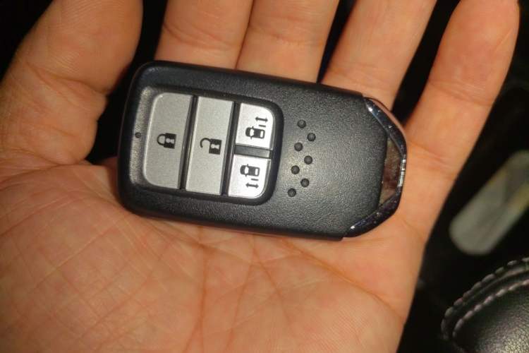 Used Honda Odyssey 2017 2.4L Smart Edition Vehicle Key