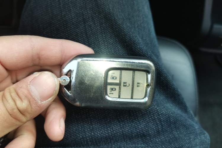 Used Honda Odyssey 2017 2.4L Smart Edition Vehicle Key