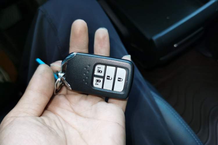 Used Honda Odyssey 2017 2.4L Smart Edition Vehicle Key