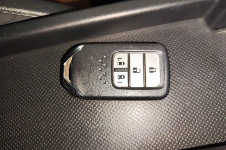 Used Honda Odyssey 2017 2.4L Smart Edition Vehicle Key
