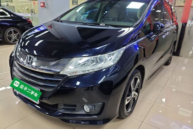 Ojetý Honda Odyssey 2017 2.4L Luxury Edition