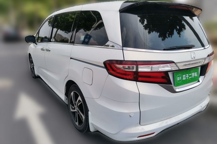 Used Honda Odyssey 2017 2.4L Luxury Edition Rear Left 45 Deg