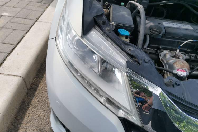 Used Honda Odyssey 2017 2.4L Luxury Edition Right Front Headlight