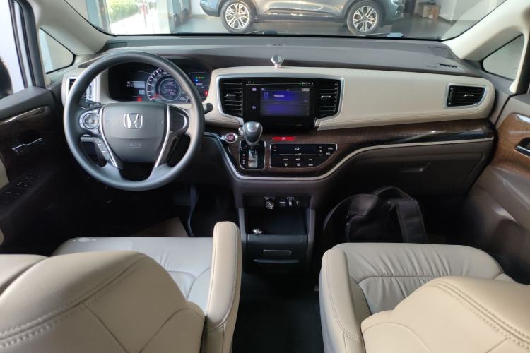 Used Honda Odyssey 2017 2.4L Luxury Edition Center Console