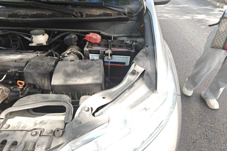 Used Honda Odyssey 2017 2.4L Smart Edition Engine Bay Left