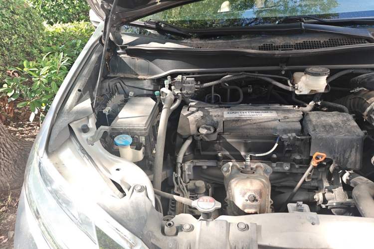 Used Honda Odyssey 2017 2.4L Smart Edition Engine Bay Right