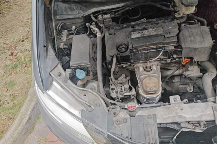 Used Honda Odyssey 2017 2.4L Luxury Edition Engine Bay Right