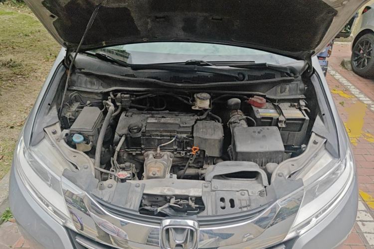 Used Honda Odyssey 2017 2.4L Luxury Edition Engine Bay