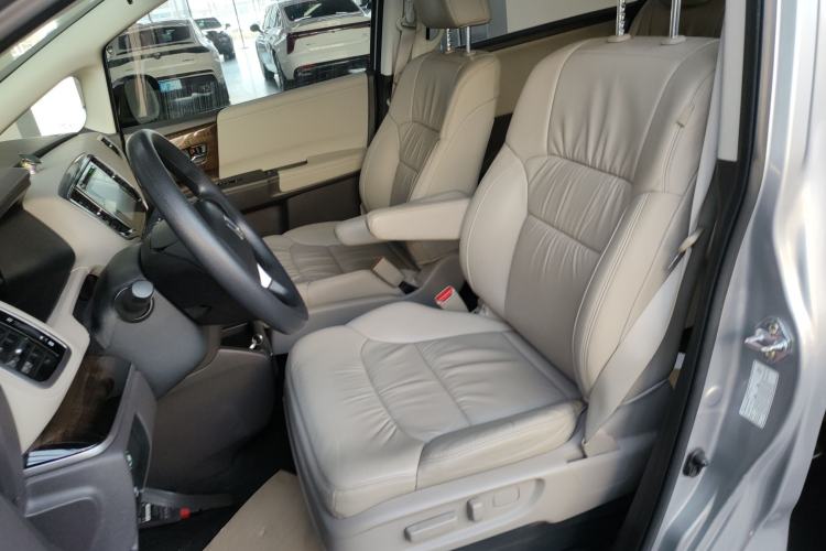 Used Honda Odyssey 2017 2.4L Luxury Edition Left Front Seat