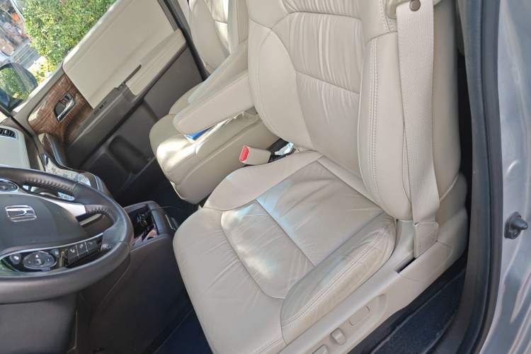Used Honda Odyssey 2017 2.4L Smart Edition Left Front Seat