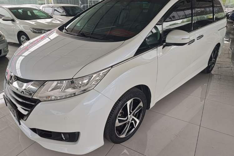 Used Honda Odyssey 2017 2.4L Luxury Edition Guazi used car, China used car export, Used car for sale, Used Honda cars, Cheapest cars for sale