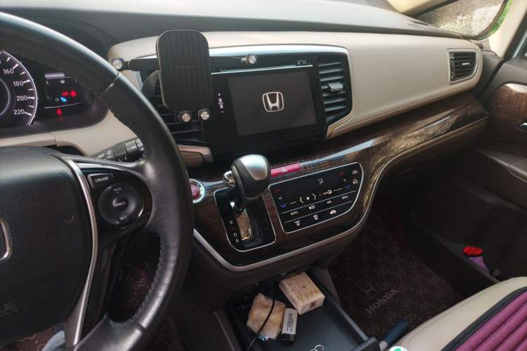 Used Honda Odyssey 2017 2.4L Smart Edition Audio And AC Panel