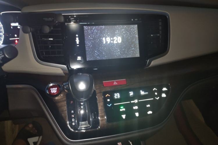 Used Honda Odyssey 2017 2.4L Luxury Edition Audio And AC Panel