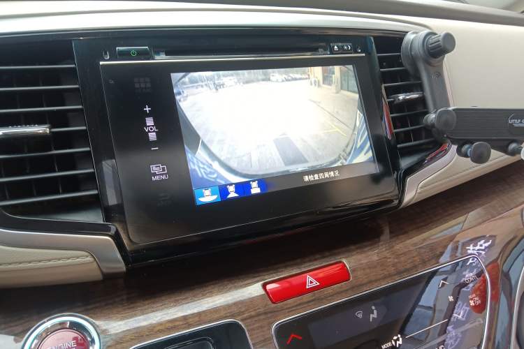Used Honda Odyssey 2017 2.4L Luxury Edition Audio And AC Panel