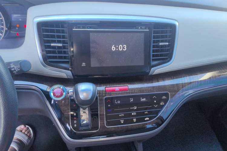 Used Honda Odyssey 2017 2.4L Luxury Edition Audio And AC Panel
