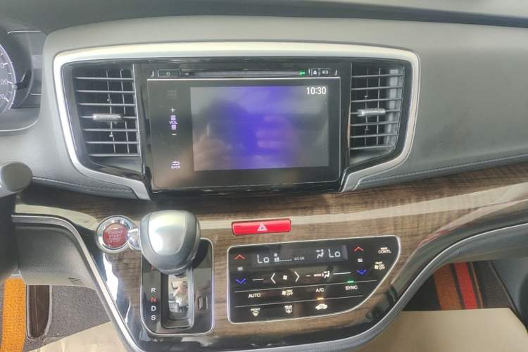Used Honda Odyssey 2017 2.4L Smart Edition Audio And AC Panel