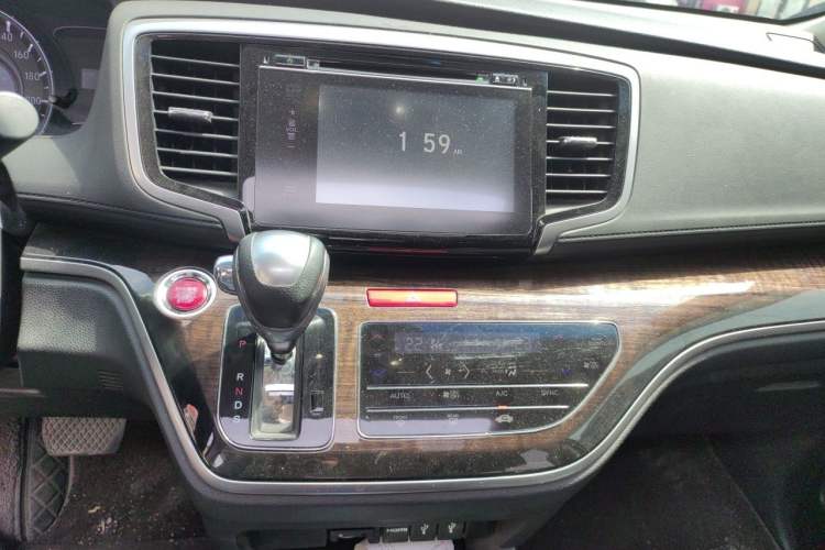 Used Honda Odyssey 2017 2.4L Smart Edition Audio And AC Panel
