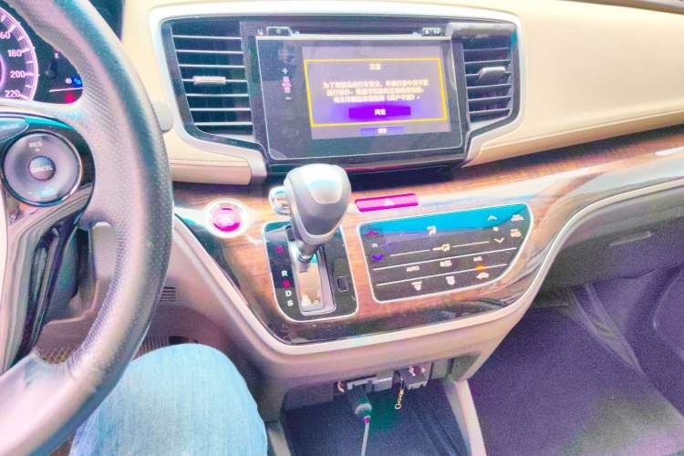 Used Honda Odyssey 2017 2.4L Luxury Edition Audio And AC Panel
