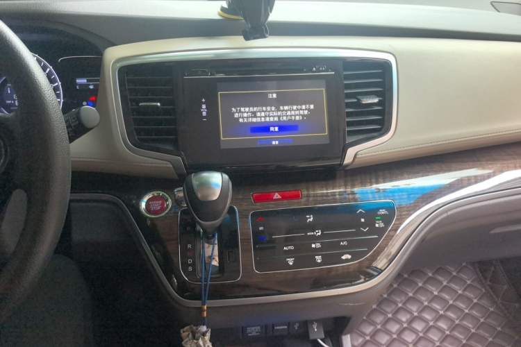 Used Honda Odyssey 2017 2.4L Luxury Edition Audio And AC Panel