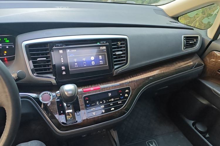 Used Honda Odyssey 2017 2.4L Smart Edition Audio And AC Panel