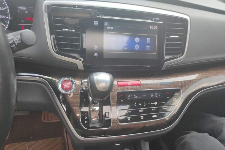 Used Honda Odyssey 2017 2.4L Smart Edition Audio And AC Panel